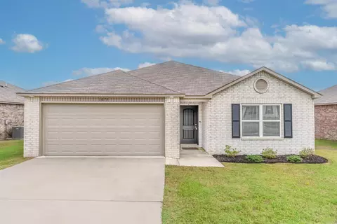 1075 Gallery Dr, Conway, AR 72032 photo 1