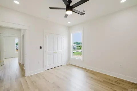 227 B St, Bryant, AR 72022 photo 32