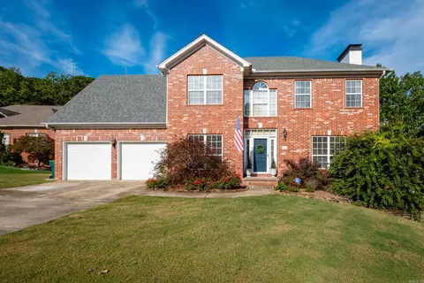 8 Arles Dr, Little Rock, AR 72223