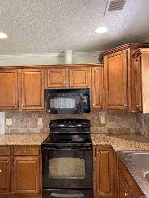 125 N Roosevelt St, Haskell, AR 72015 photo 4