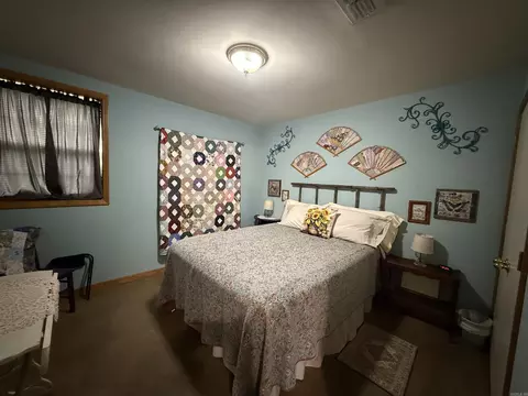 Bedroom - 409 E 13th St, Murfreesboro, AR 71958 photo 3 of 4
