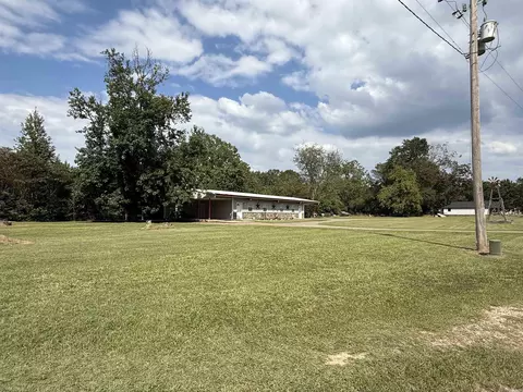 Exterior - 409 E 13th St, Murfreesboro, AR 71958 photo 2 of 9