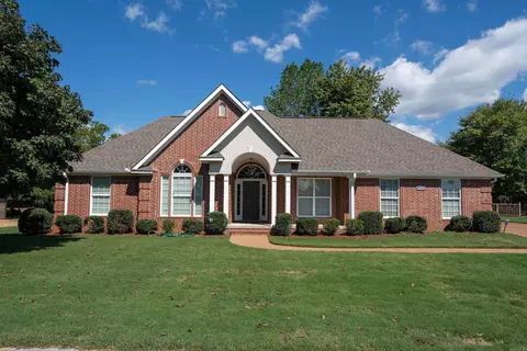 906 Eagle Bay Dr, Heber Springs, AR 72543