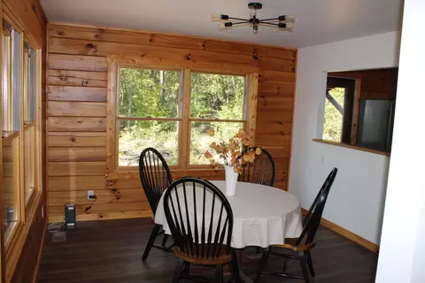 Dining - 5354 Endline Rd, Marshall, AR 72650 photo 1 of 1
