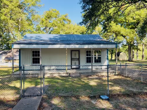 307 E 2nd St, Bald Knob, AR 72010 photo 2