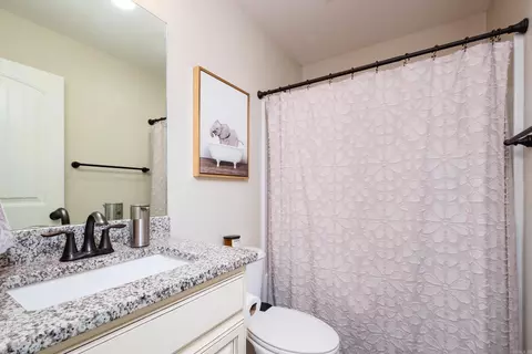 Bath - 1810 Jaguar Dr, Conway, AR 72032 photo 3 of 3