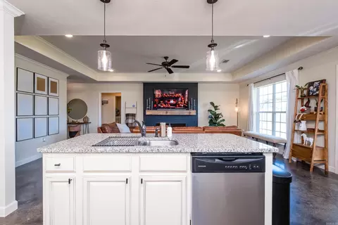Kitchen - 1810 Jaguar Dr, Conway, AR 72032 photo 7 of 7