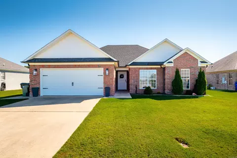 Exterior - 1810 Jaguar Dr, Conway, AR 72032 photo 1 of 13