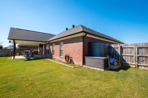 Exterior - 1810 Jaguar Dr, Conway, AR 72032 photo 10 of 13