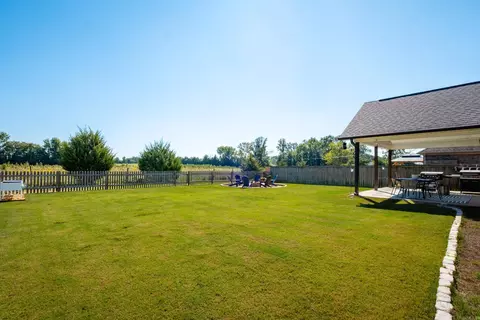 Exterior - 1810 Jaguar Dr, Conway, AR 72032 photo 6 of 13