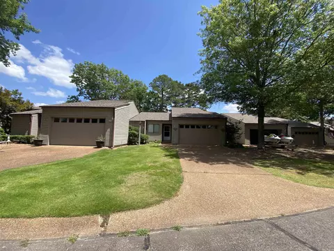 601 Woodlawn Dr #27, Fairfield Bay, AR 72088