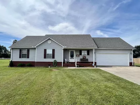 522 Vaughn Dr, Paragould, AR 72450
