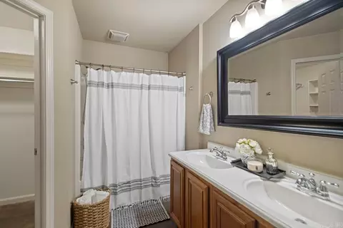 Bath - 705 Fair Ln, Alexander, AR 72002 photo 1 of 2