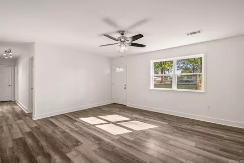 7613 Carrie Dr, Benton, AR 72019 photo 4