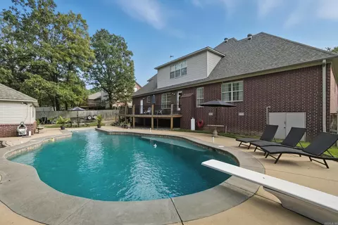 39 Trenton Dr, Greenbrier, AR 72058