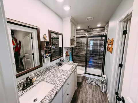Bath - 10 Patti Cv, Ward, AR 72176 photo 1 of 3