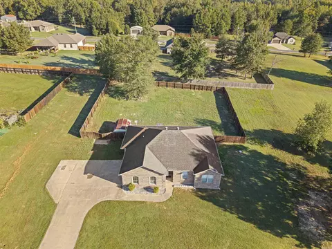 View/Area - 224 Bobwhite Trl, Lonoke, AR 72086 photo 2 of 4