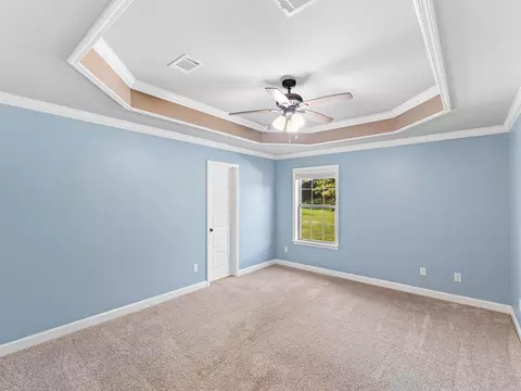 Bedroom - 224 Bobwhite Trl, Lonoke, AR 72086 photo 2 of 4