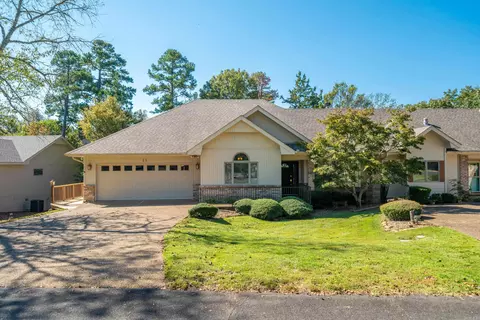 13 Arista Ln, Hot Springs Village, AR 71909