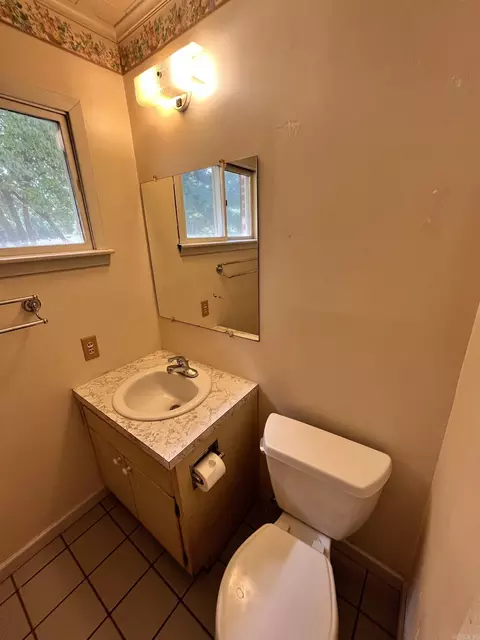 219 E Mcclendon St, Batesville, AR 72501 photo 32