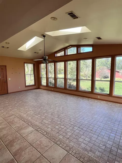 219 E Mcclendon St, Batesville, AR 72501 photo 11