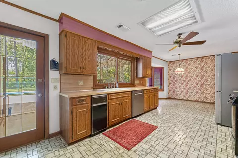 7438 Cross Rd, Pine Bluff, AR 71603 photo 9