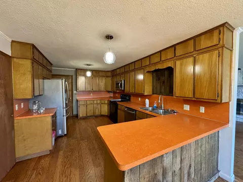 275 S Spring St, Melbourne, AR 72556 photo 4