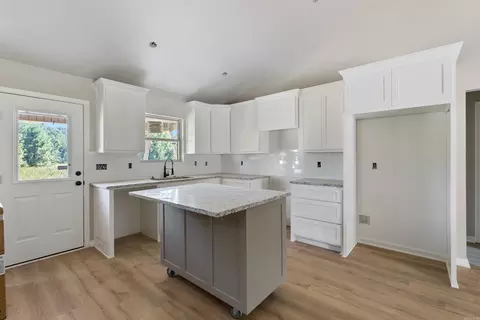 Kitchen - 411 Markham St, Ward, AR 72176 photo 1 of 3