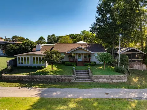 213 S 1st St, Augusta, AR 72006