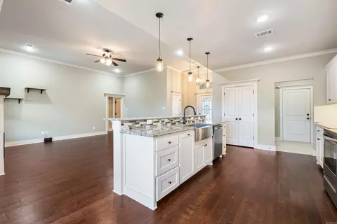 51 Barney Cv, Cabot, AR 72023 photo 10
