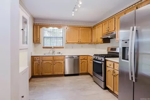 2702 Timbermist Dr, Benton, AR 72015 photo 10