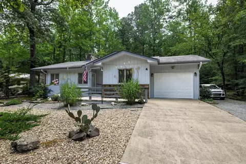 4 Tirar Ln, Hot Springs Village, AR 71909