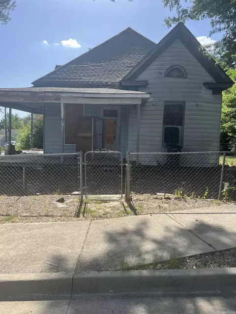 822 S Elm St, Little Rock, AR 72204