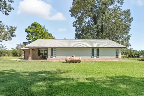 Exterior - 415 Crooked Rd, De Queen, AR 71832 photo 1 of 12