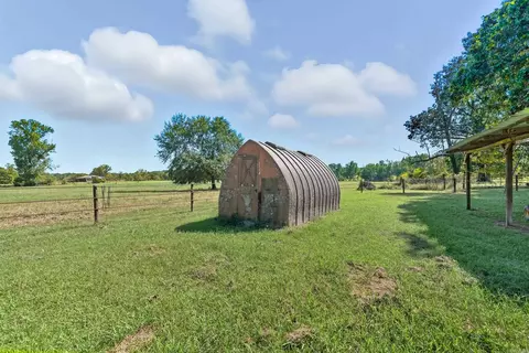 Exterior - 415 Crooked Rd, De Queen, AR 71832 photo 10 of 12