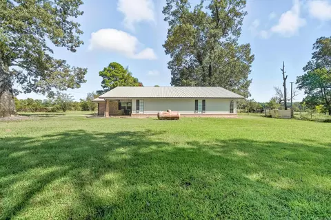 Exterior - 415 Crooked Rd, De Queen, AR 71832 photo 5 of 12