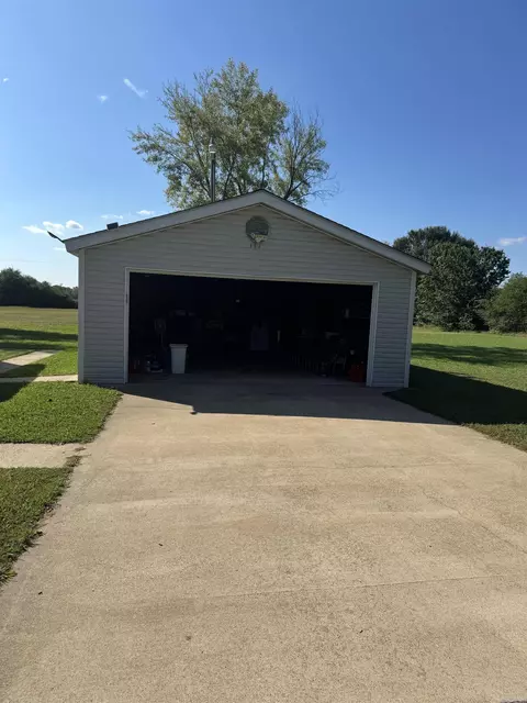107 Pierce, Beebe, AR 72012 photo 7