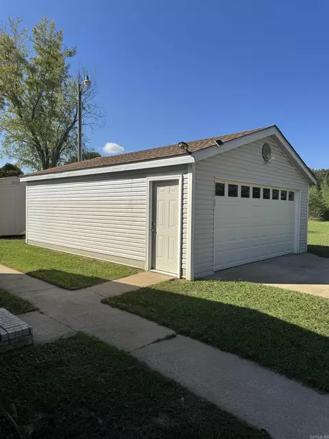107 Pierce, Beebe, AR 72012 photo 6