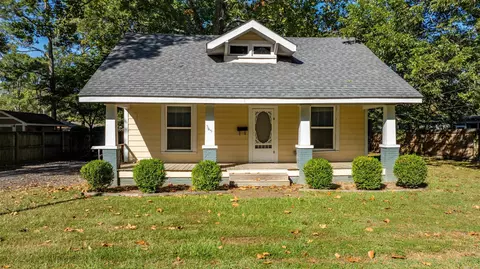 365 Davis St, Conway, AR 72034