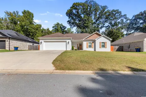 Exterior - 12 Raspberry Ln, Cabot, AR 72023 photo 2 of 10