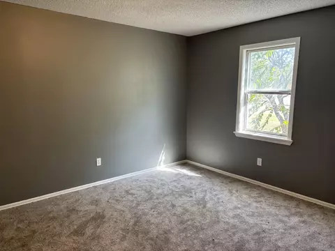 235 E 10th St, Newark, AR 72562 photo 19