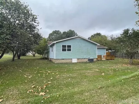 235 E 10th St, Newark, AR 72562 photo 5