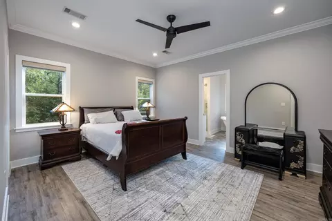 Bedroom - 225 Red Hawk Cir, Paron, AR 72122 photo 2 of 7