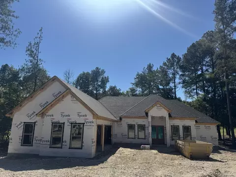 54 Alteza Dr, Hot Springs Village, AR 71909