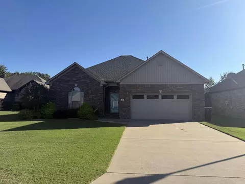 49 Oak Tree Cir, Conway, AR 72032 photo 2
