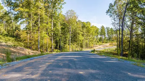 1016 Granite Cv, Benton, AR 72109