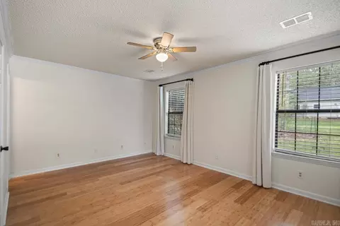 Bedroom - 5917 Oakbrook Rd, Alexander, AR 72002 photo 2 of 2
