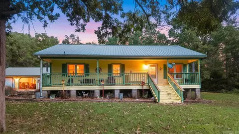 902 Honeytree Ln, Camp, AR 72520