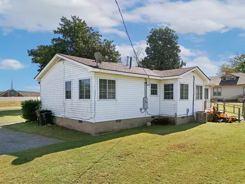 176 W James Rd, Clinton, AR 72031 photo 2
