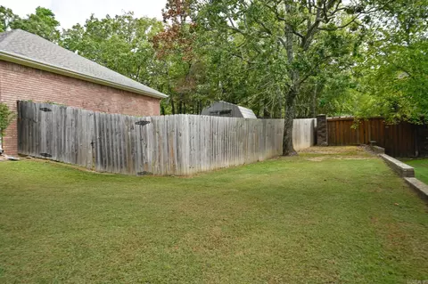 Exterior - 1101 Redbud Dr, Mena, AR 71953 photo 9 of 12